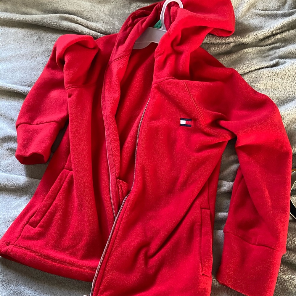tommy fleece